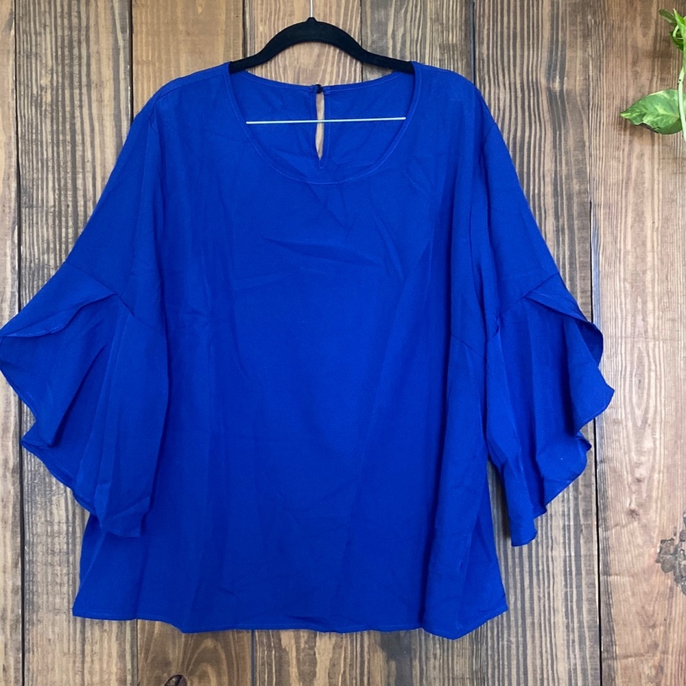 Women’s Blouse - Picture 1 of 7
